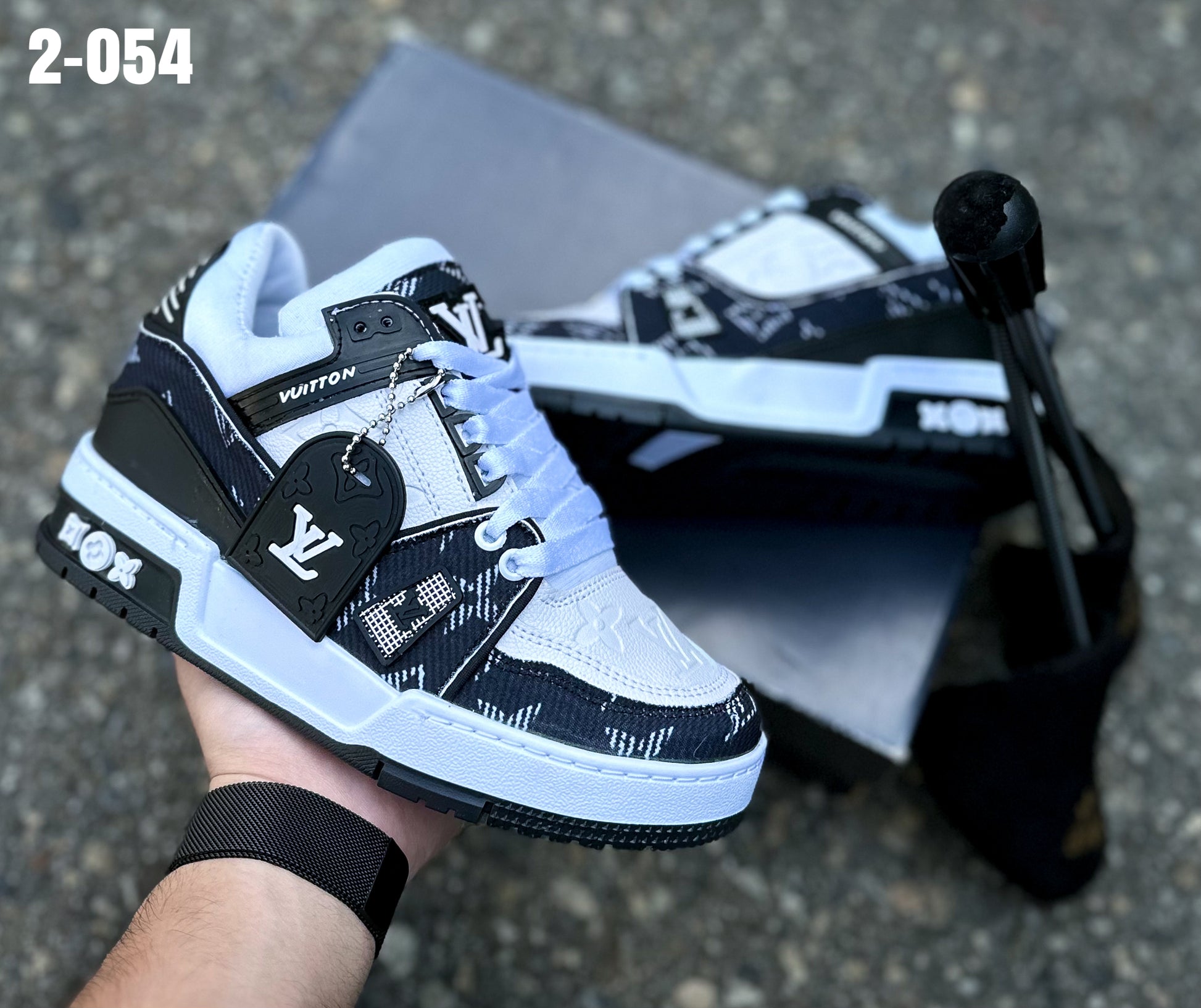 Gray helmet for bikers